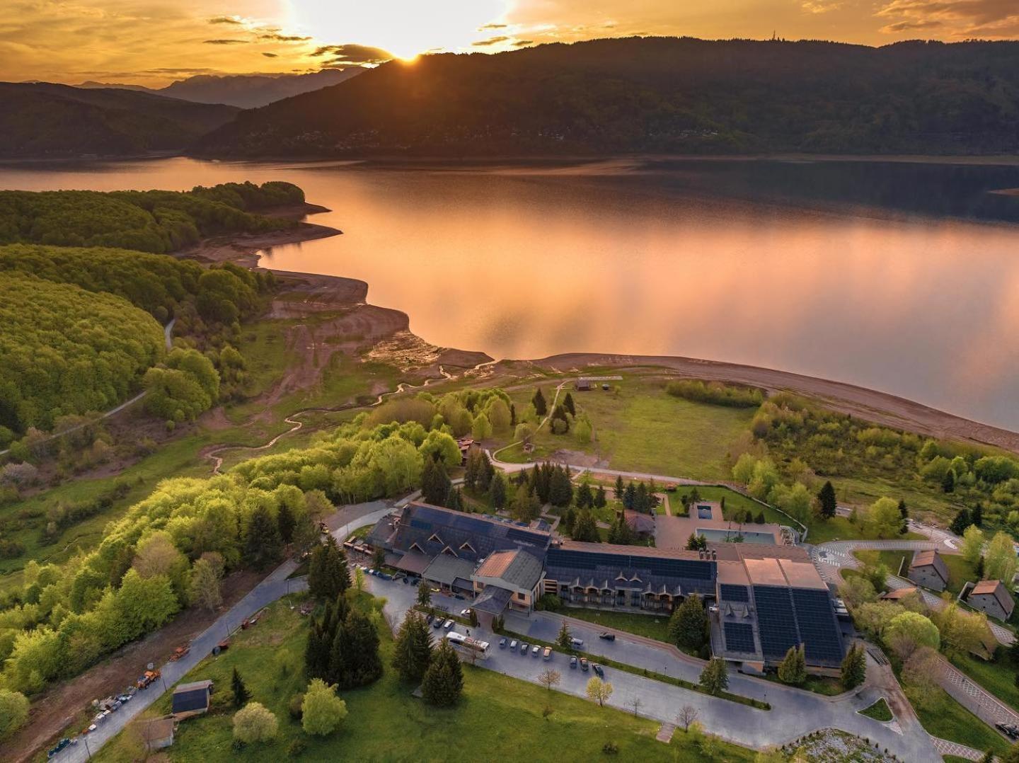 Radika Mountain Resort Mavrovo Buitenkant foto
